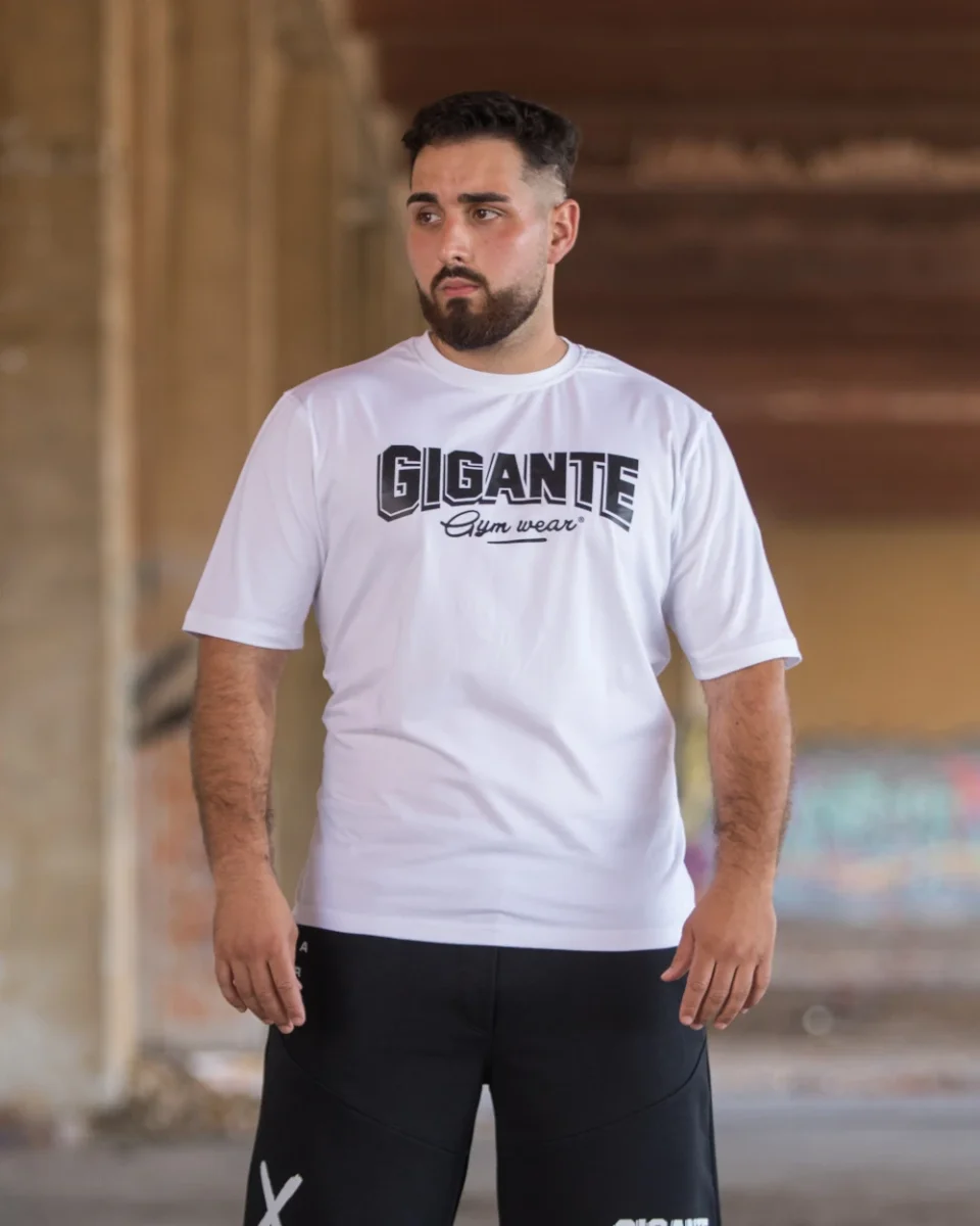 T-Shirt Gigante Be Unique - Image 2