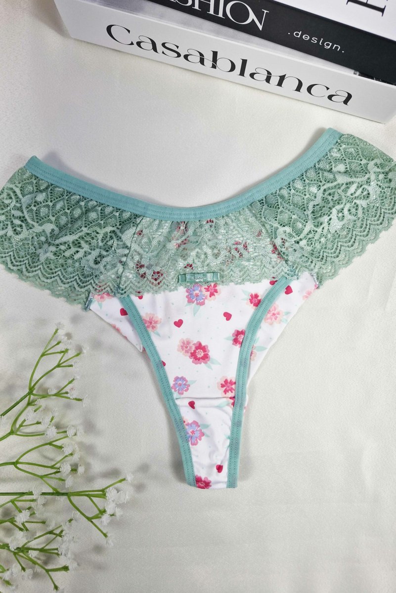 Calcinha Estampada com Renda Vazada nas Laterais – Charllotte